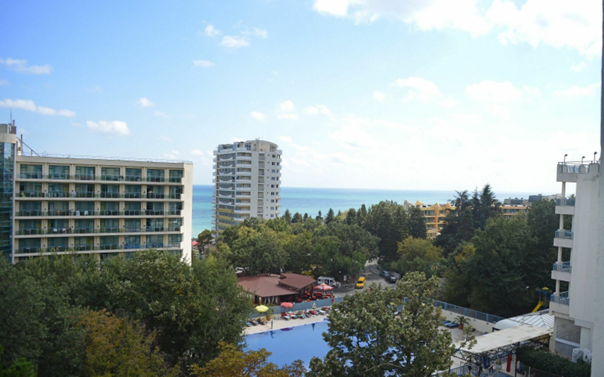 Hotel Perunika Golden Sands Exteriör bild